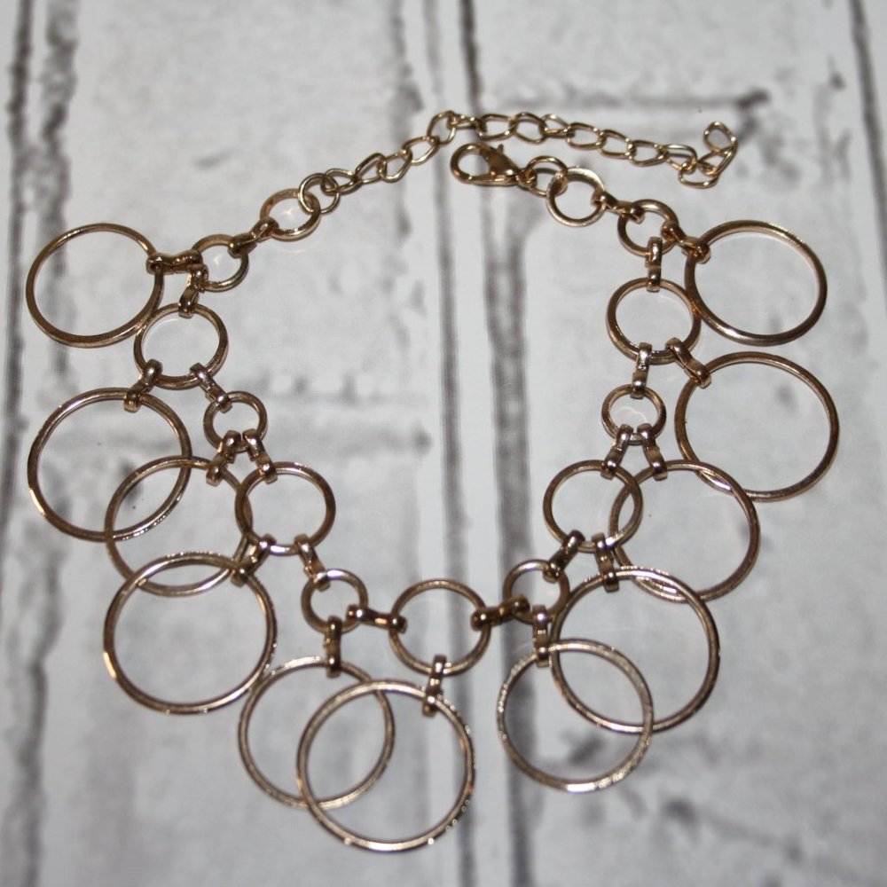Beautiful gold ring charm bracelet 7-10"